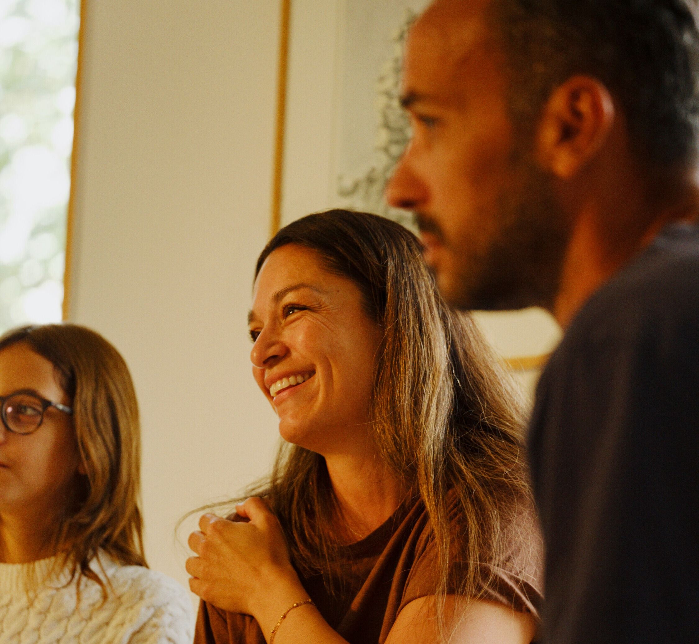 Familie rundt bordet