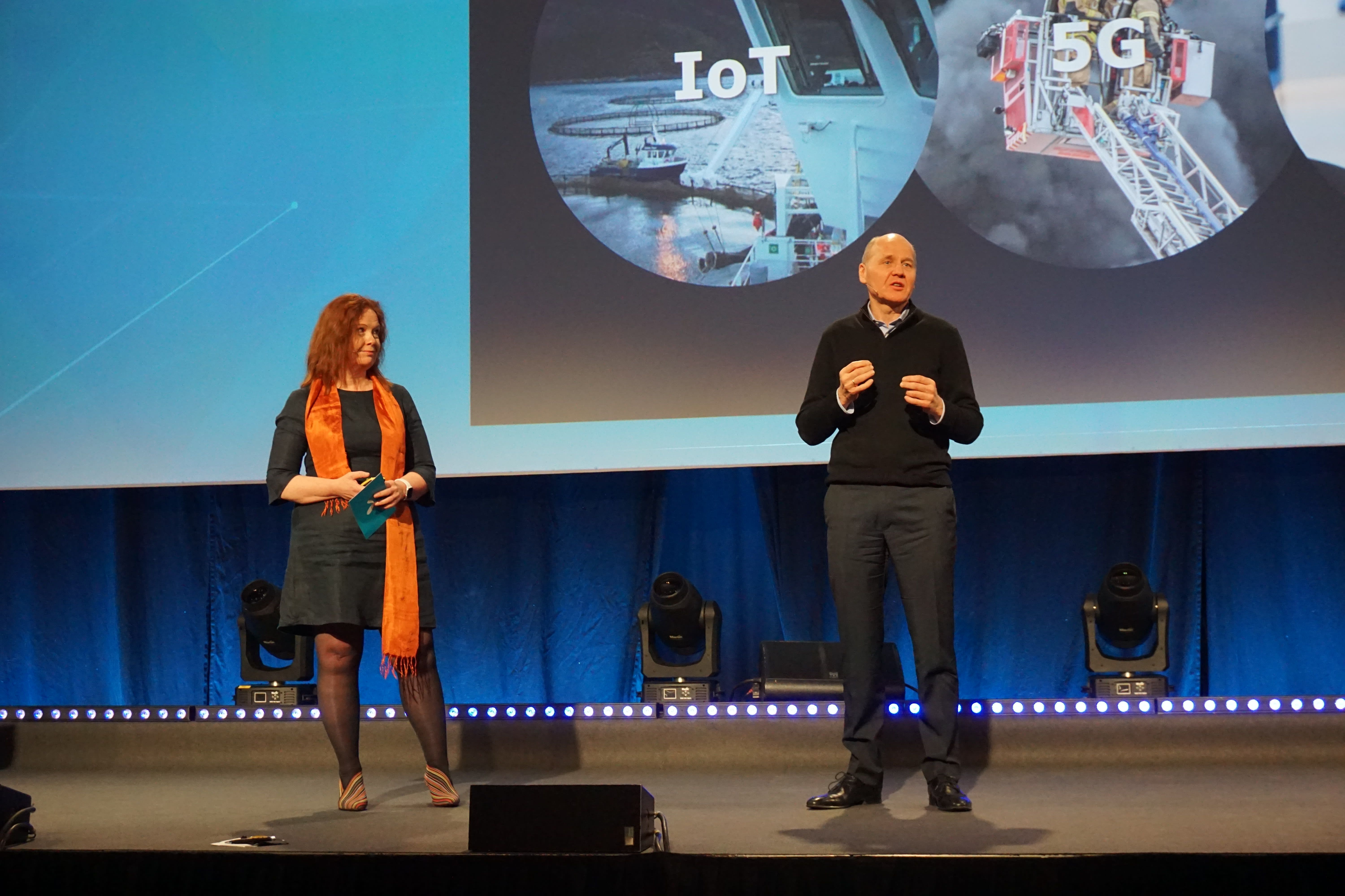 Sigve Brekke, President & CEO of Telenor Group and Ingeborg Øftshus, CTO og Telenor Norway during the 5G presentation in Trondheim.