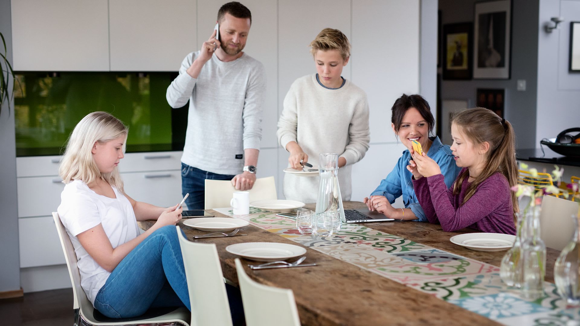 Med Min Familie er Telenor på god vei til å forenkle hverdagen til folk flest, og nå vil flere virksomheter være med.