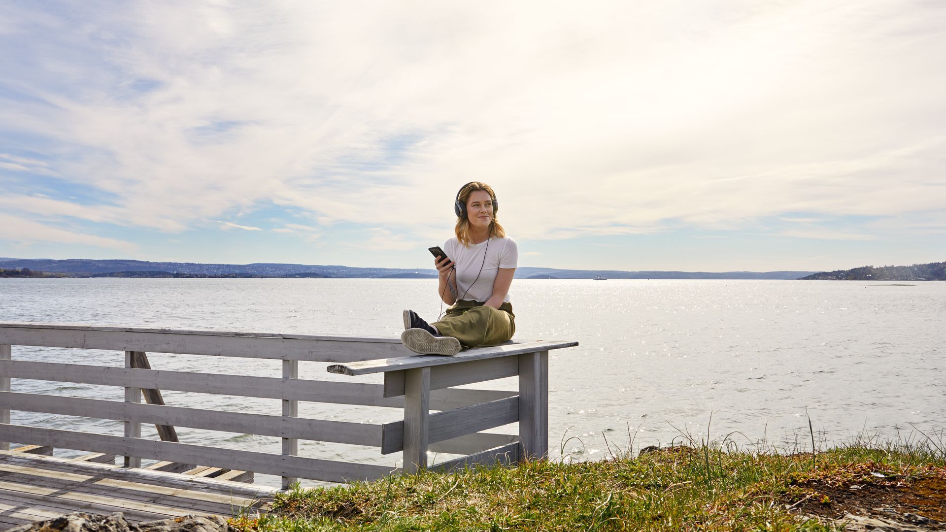 Hver sommer reiser mange nordmenn på ferie, både innenlands og utenlands. Her er sikkerhetstipsene som holder deg trygg - også i ferien.