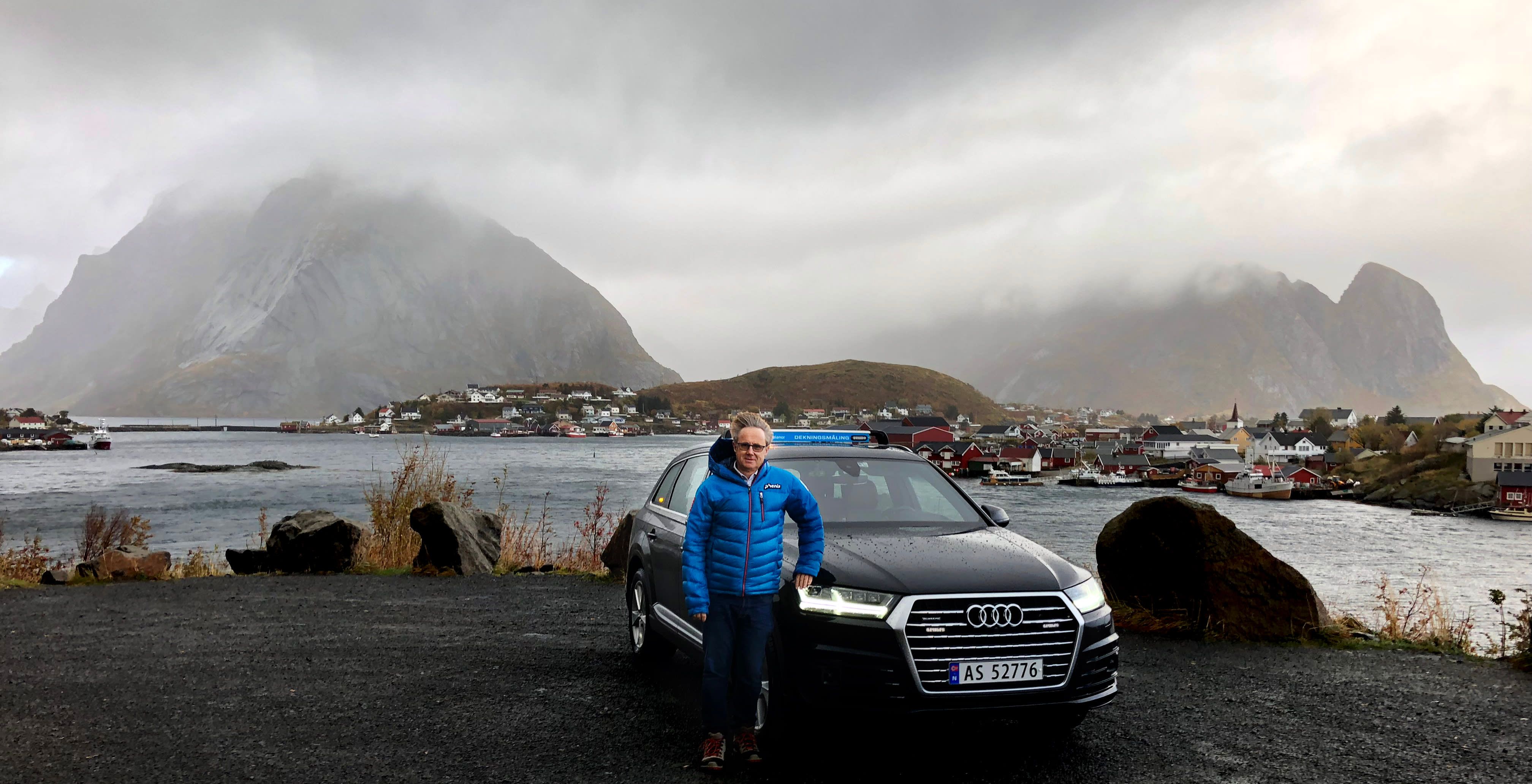 Reine i Lofoten var blant stedene dekningsdirektør Bjørn Amundsen besøkte og testet på turen landet rundt. 