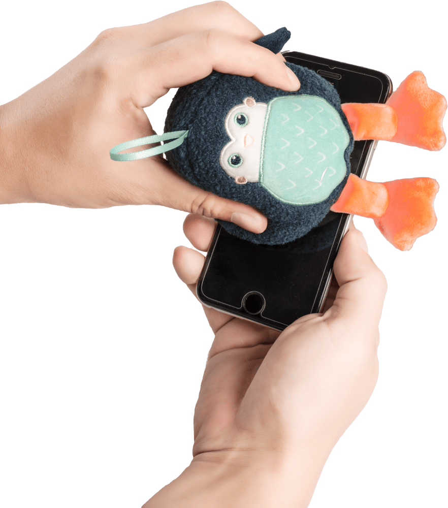 Pepper the penguin mobilholder