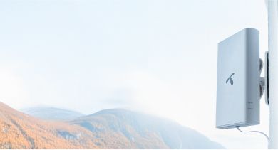 Trådløs bredbånd-antenne på vegg