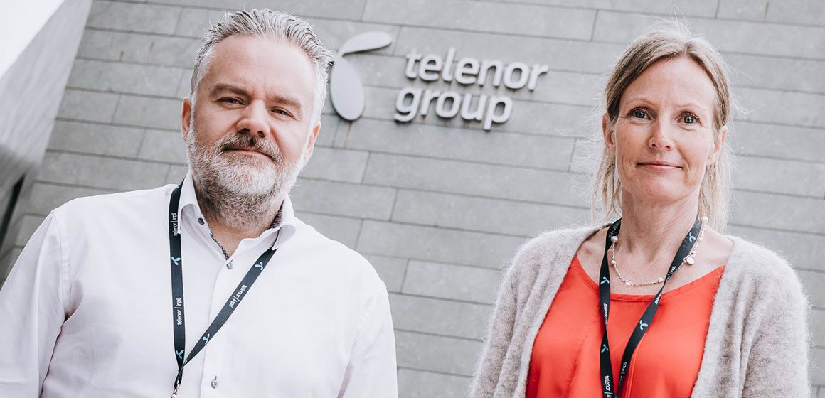 Sikkerhetsarkitekt Christian Juel-Jensen og prosjektleder Kjersti Solheim fra Telenor. 