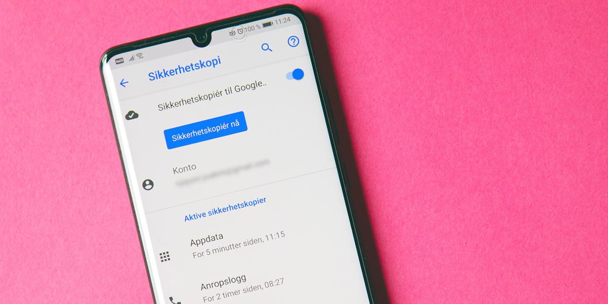 Smarttelefon viser 'android sikkerhetskopi' meny