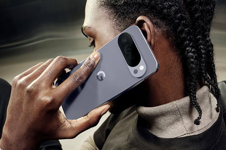 den nyeste google pixel 10 pro xl i fargen moonstone